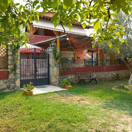 Vila Gjoka Himare Exterior foto